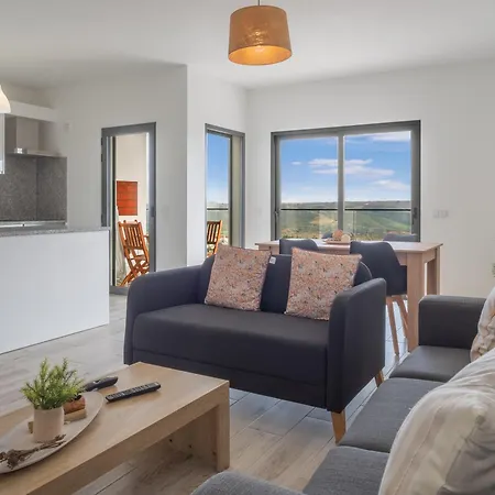 아파트 Surfer's Pitstop *