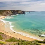 Surfer's Pitstop Aljezur