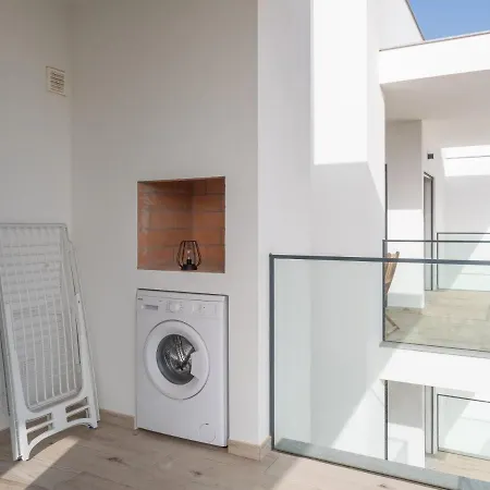 Surfer's Pitstop Apartment Aljezur