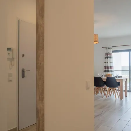 Surfer's Pitstop * Aljezur