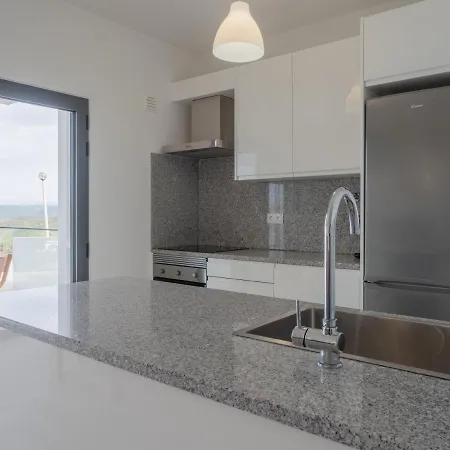 Surfer's Pitstop Apartment Aljezur