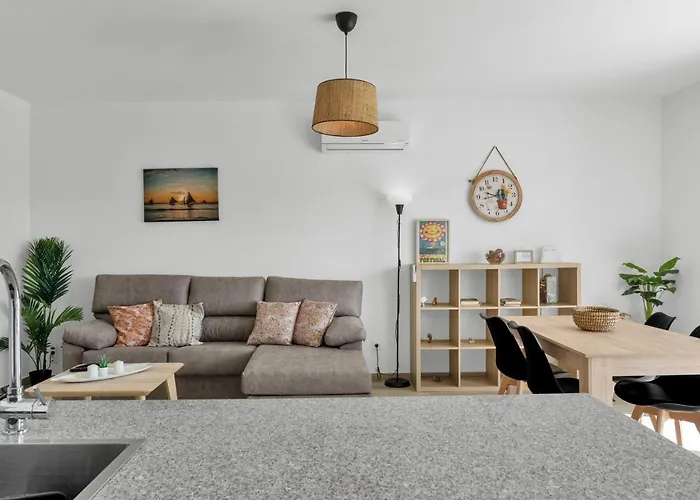 Surfer's Pitstop * Aljezur